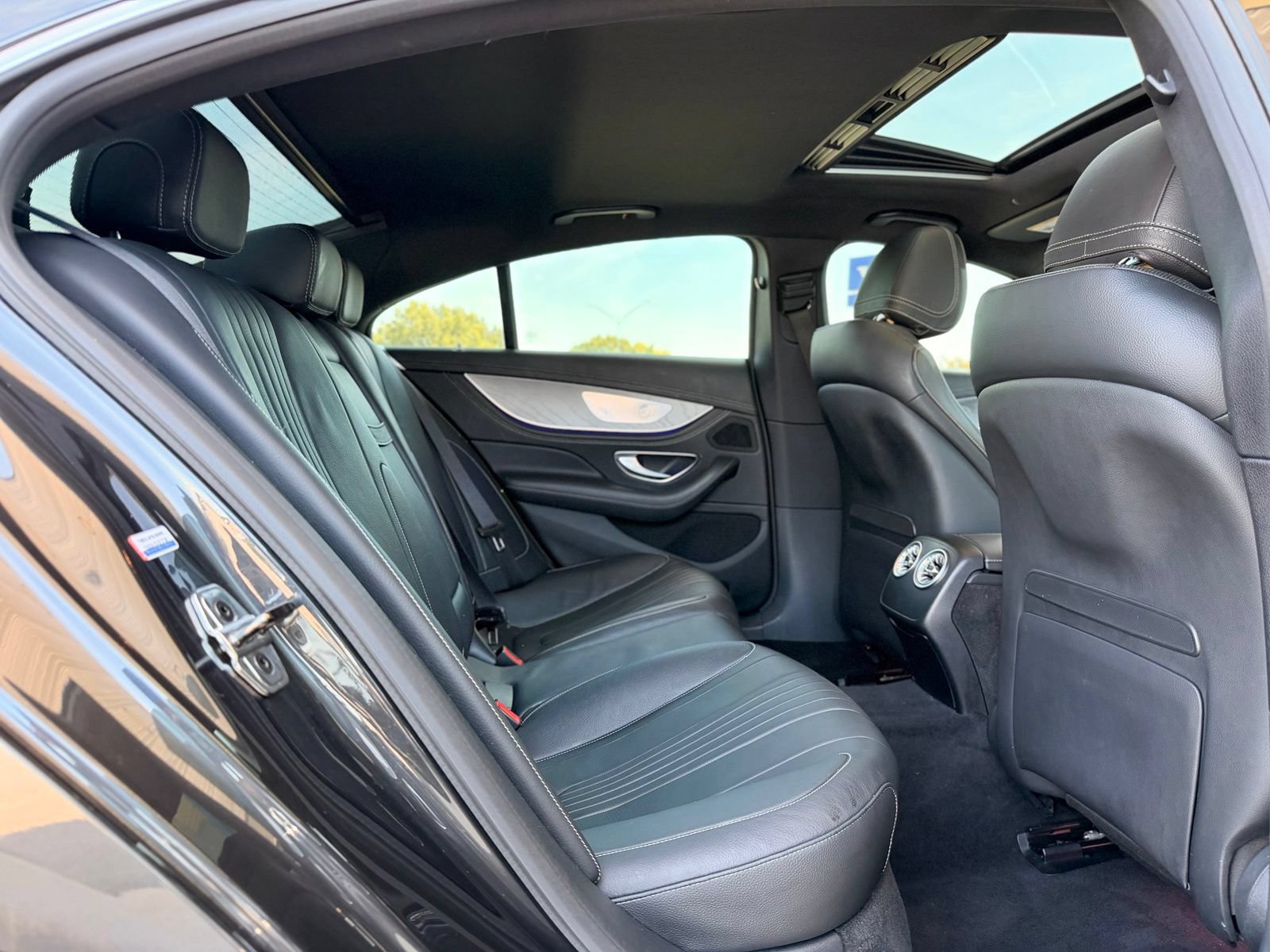 Used 2020 Mercedes-Benz CLS 450 4MATIC w/ Premium Package image 27