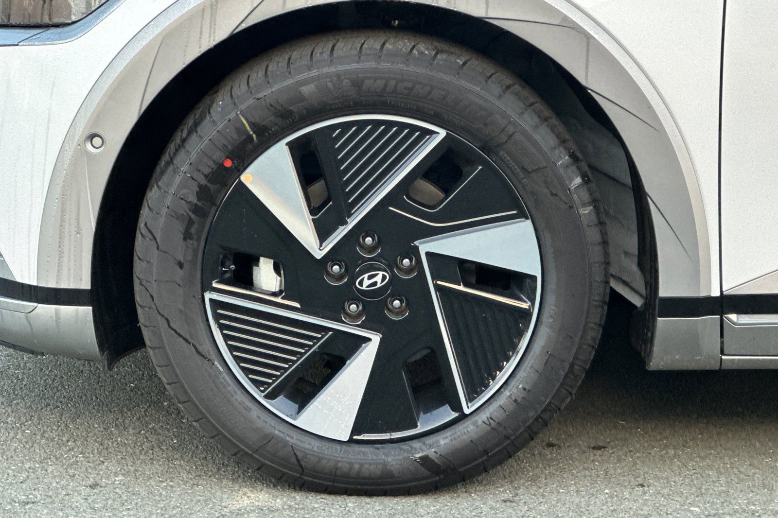 New 2026 Hyundai Ioniq 5 Limited image 26