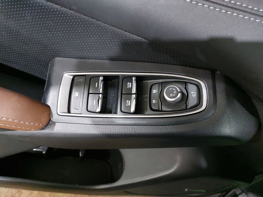 Used 2024 Subaru Ascent Touring AWD/4WD image 29