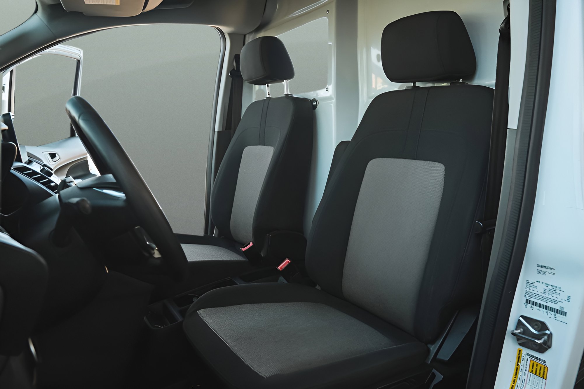 Used 2023 Ford Transit Connect XL image 15