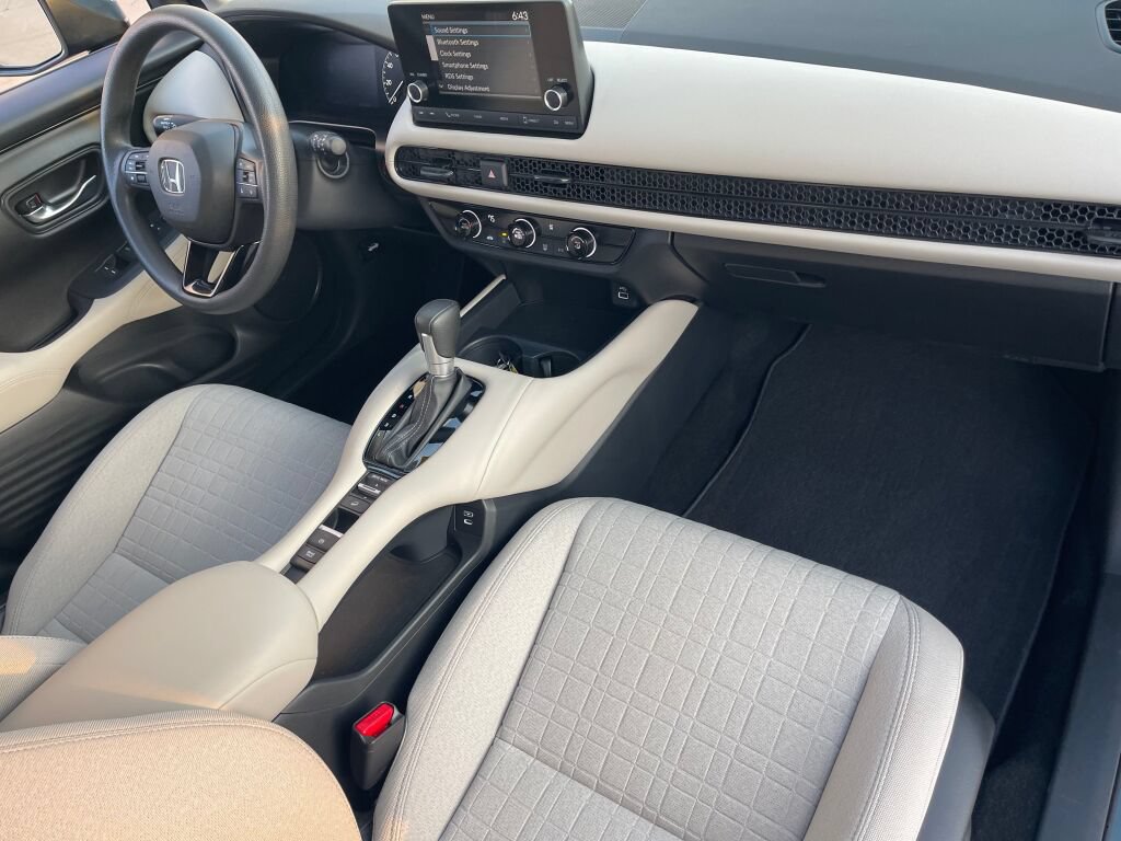 Used 2024 Honda HR-V LX image 29