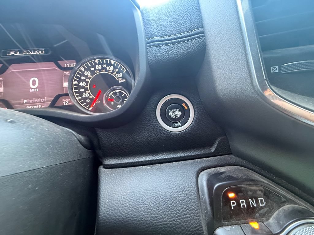Used 2021 RAM 2500 Laramie AWD/4WD image 33