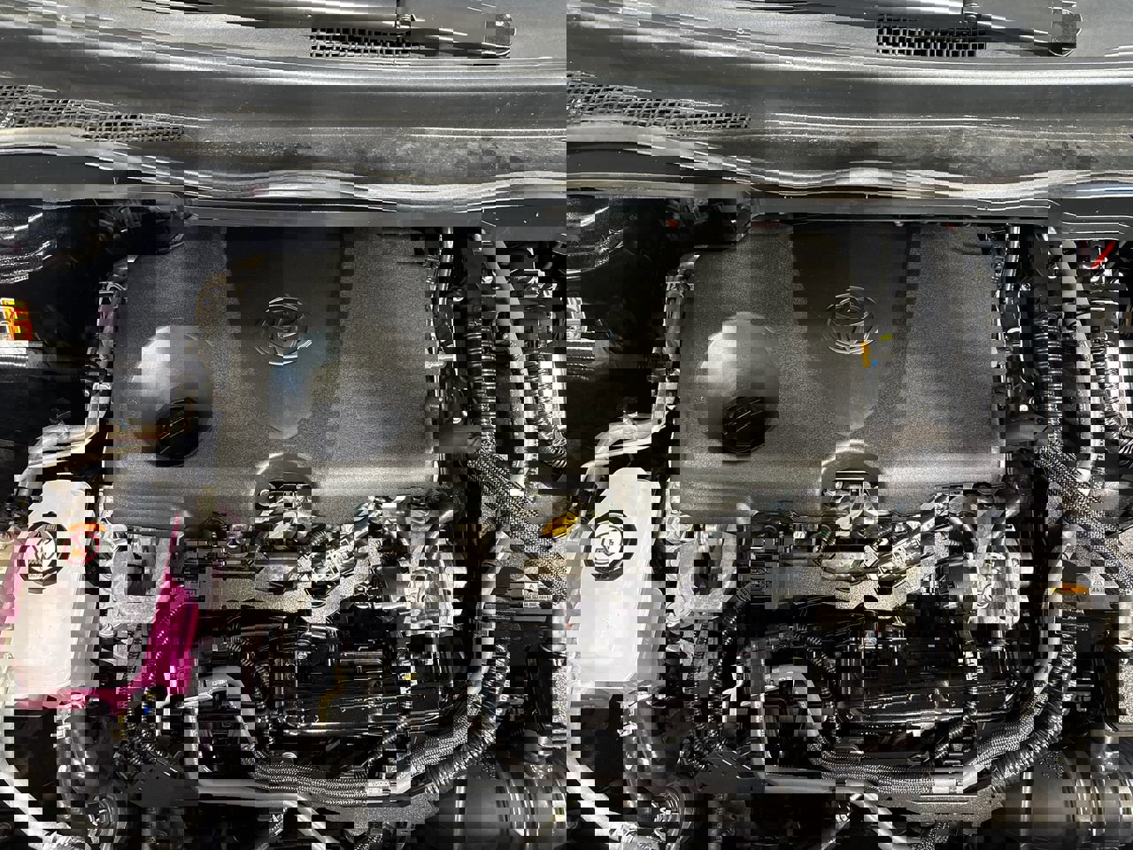 Certified 2025 Toyota Sienna XLE image 28