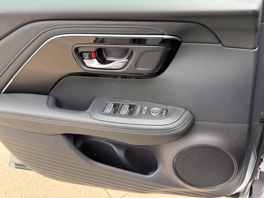 Certified 2026 Acura ADX AWD image 30