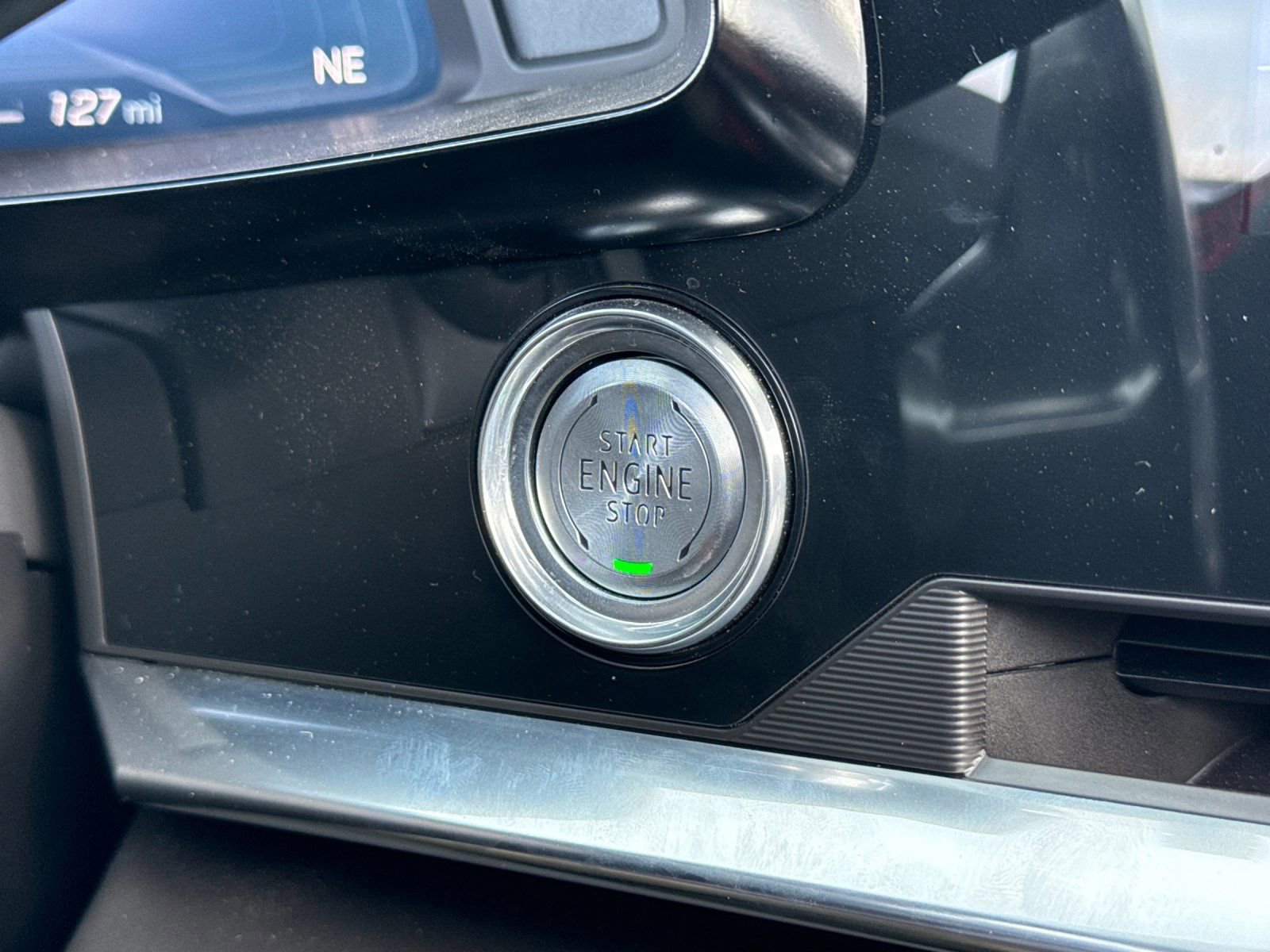 Used 2021 Chevrolet Corvette Stingray Premium Conv w/ 3LT image 22