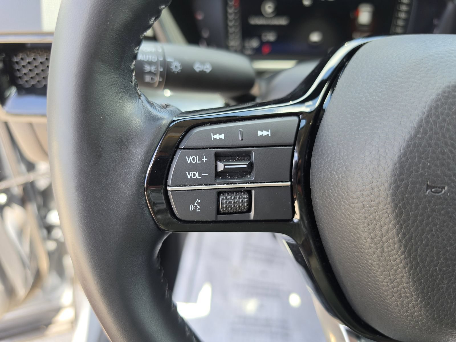 Used 2026 Honda CR-V EX-L image 30
