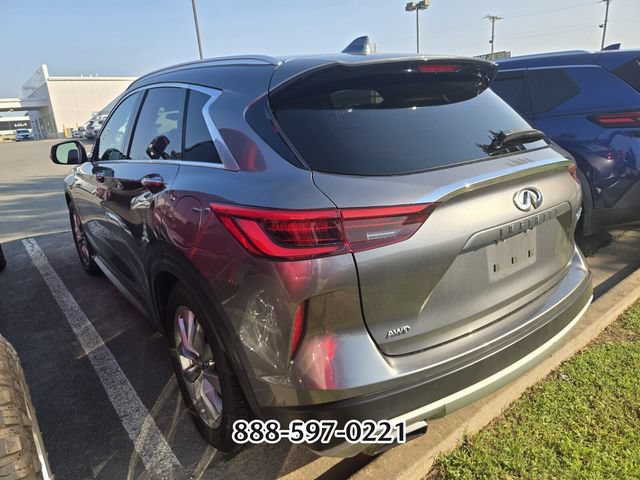 Used 2019 INFINITI QX50 Luxe w/ Navigation Package AWD/4WD image 4