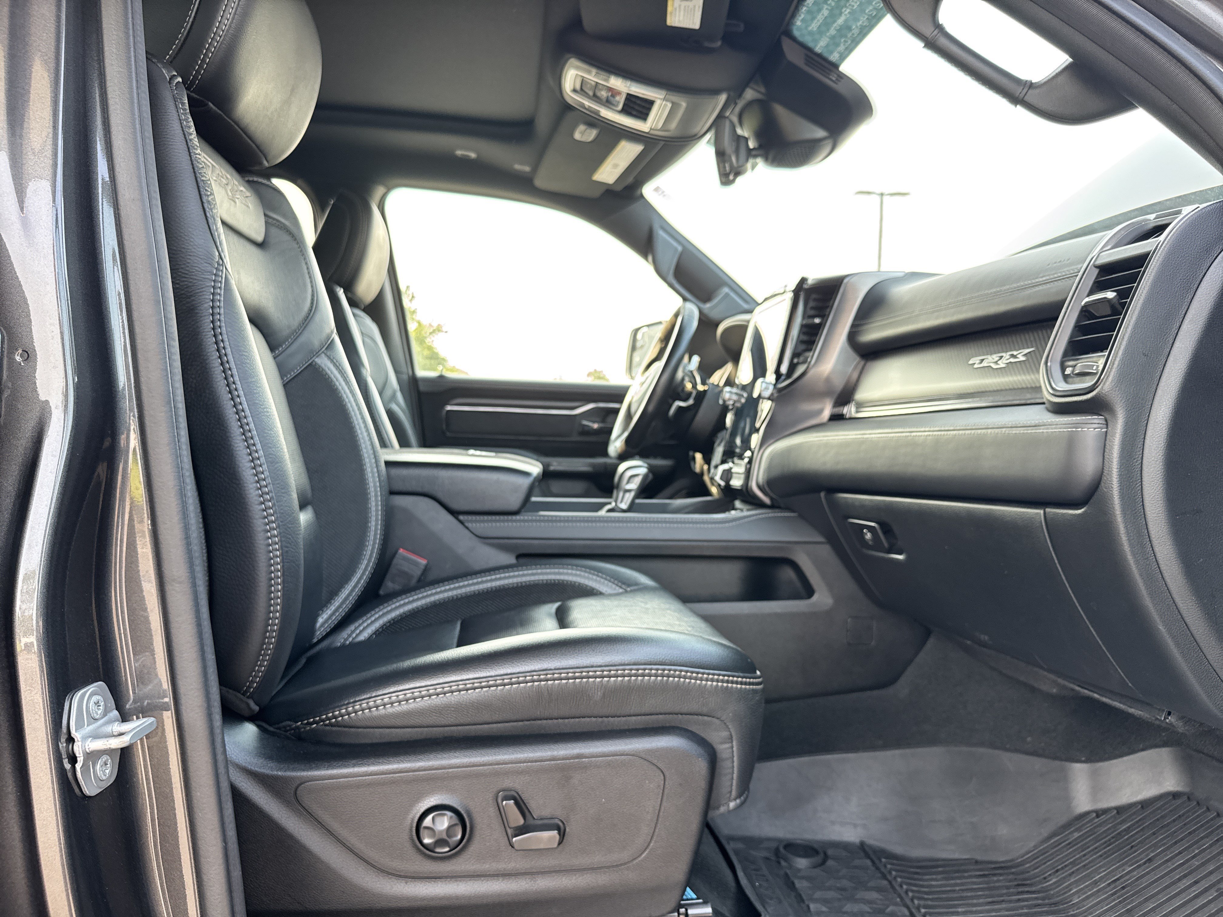 Used 2022 RAM 1500 TRX w/ TRX Level 2 Equipment Group AWD/4WD image 32