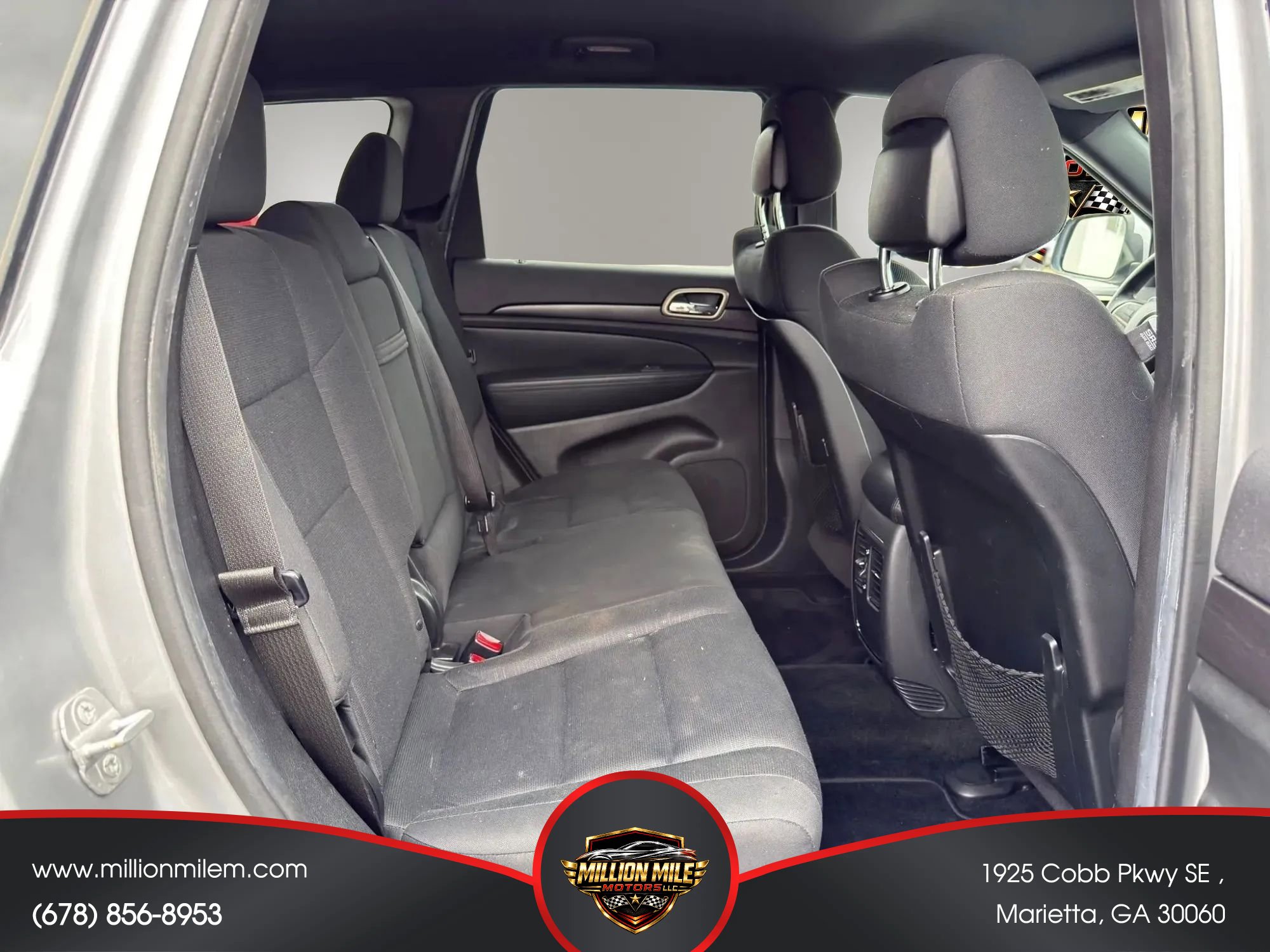 Used 2014 Jeep Grand Cherokee Laredo w/ 18" Wheel & 8.4" Radio Group RWD image 20