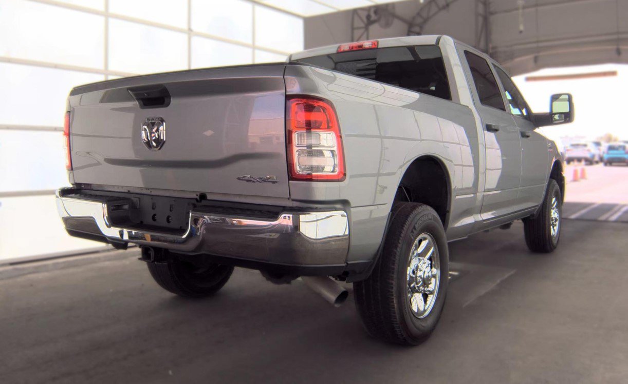 Used 2023 RAM 2500 Tradesman AWD/4WD image 4