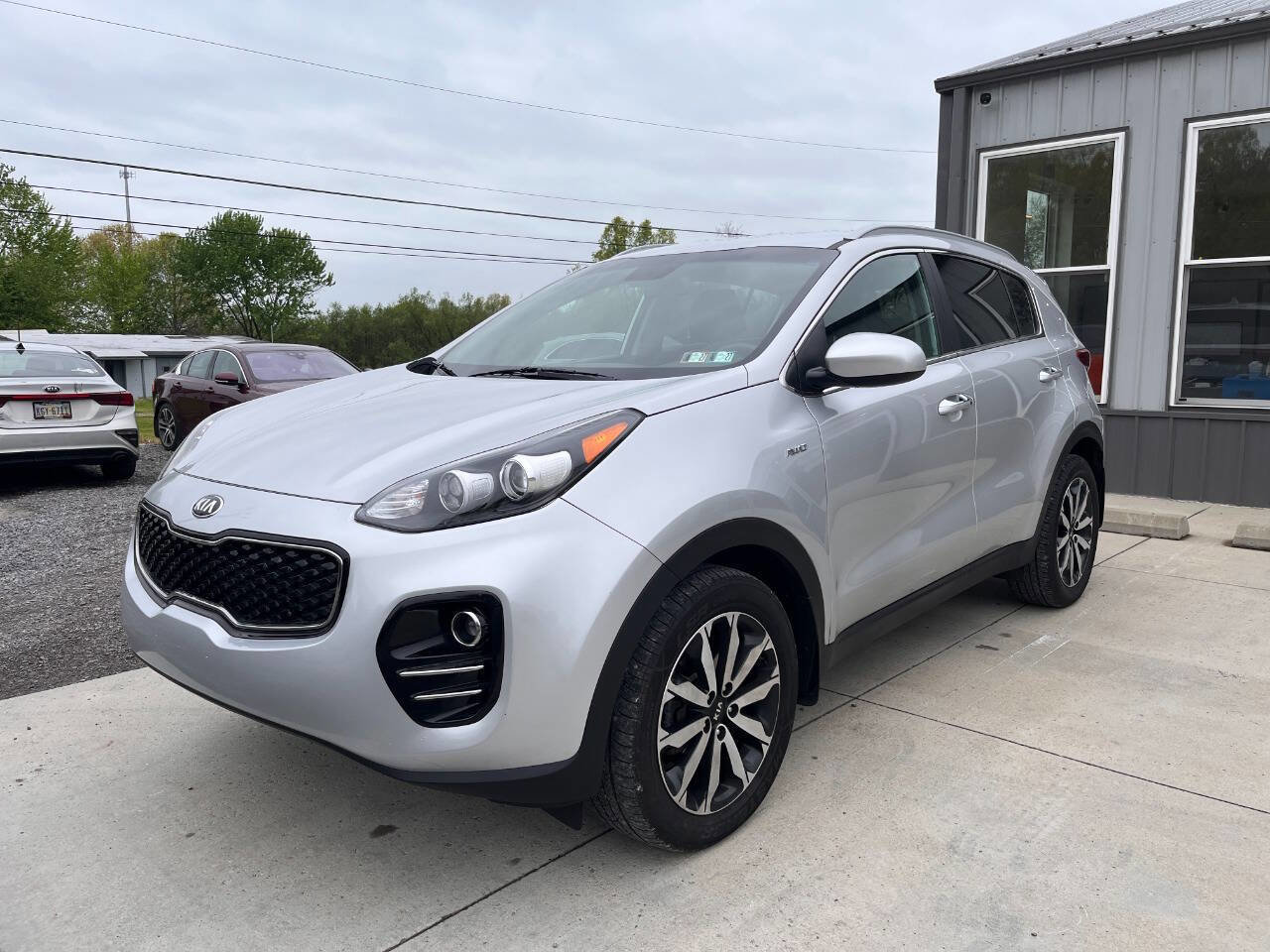 Used 2017 Kia Sportage EX AWD/4WD image 3