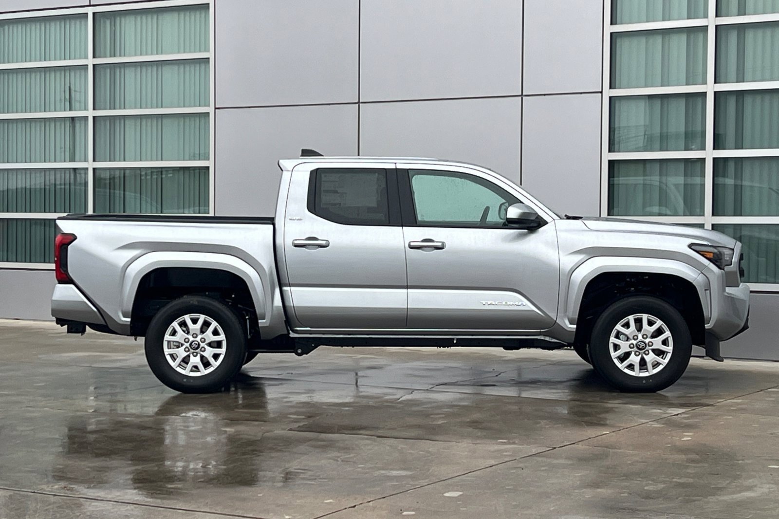 New 2026 Toyota Tacoma SR5 image 3