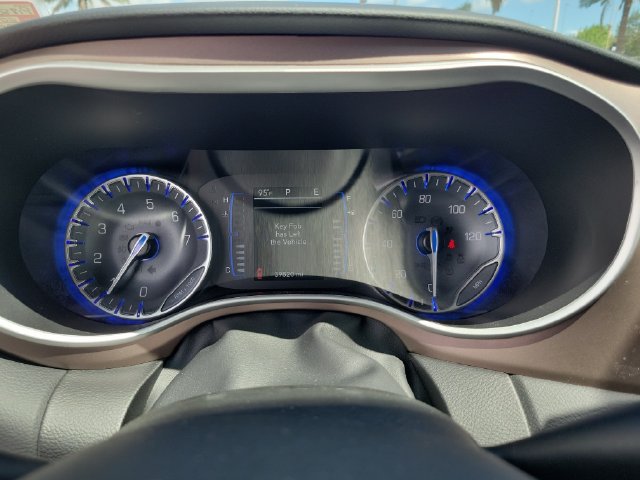 Used 2024 Chrysler Voyager LX FWD image 28