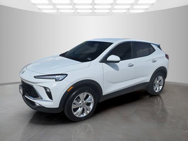 Used 2024 Buick Encore GX Preferred AWD/4WD image 5