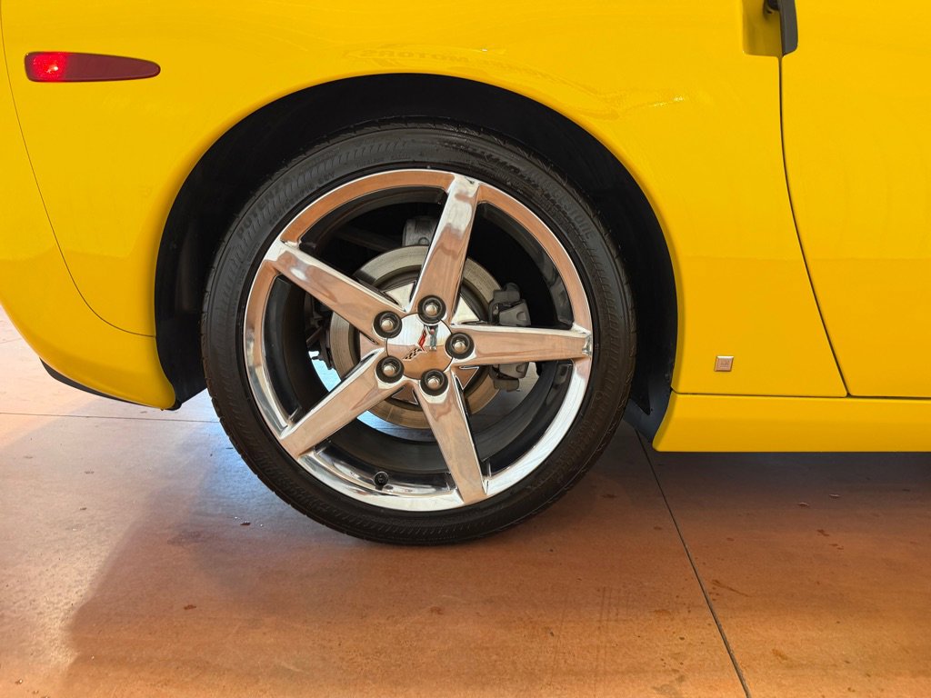 Used 2007 Chevrolet Corvette Convertible w/ Preferred Equipment Group image 13