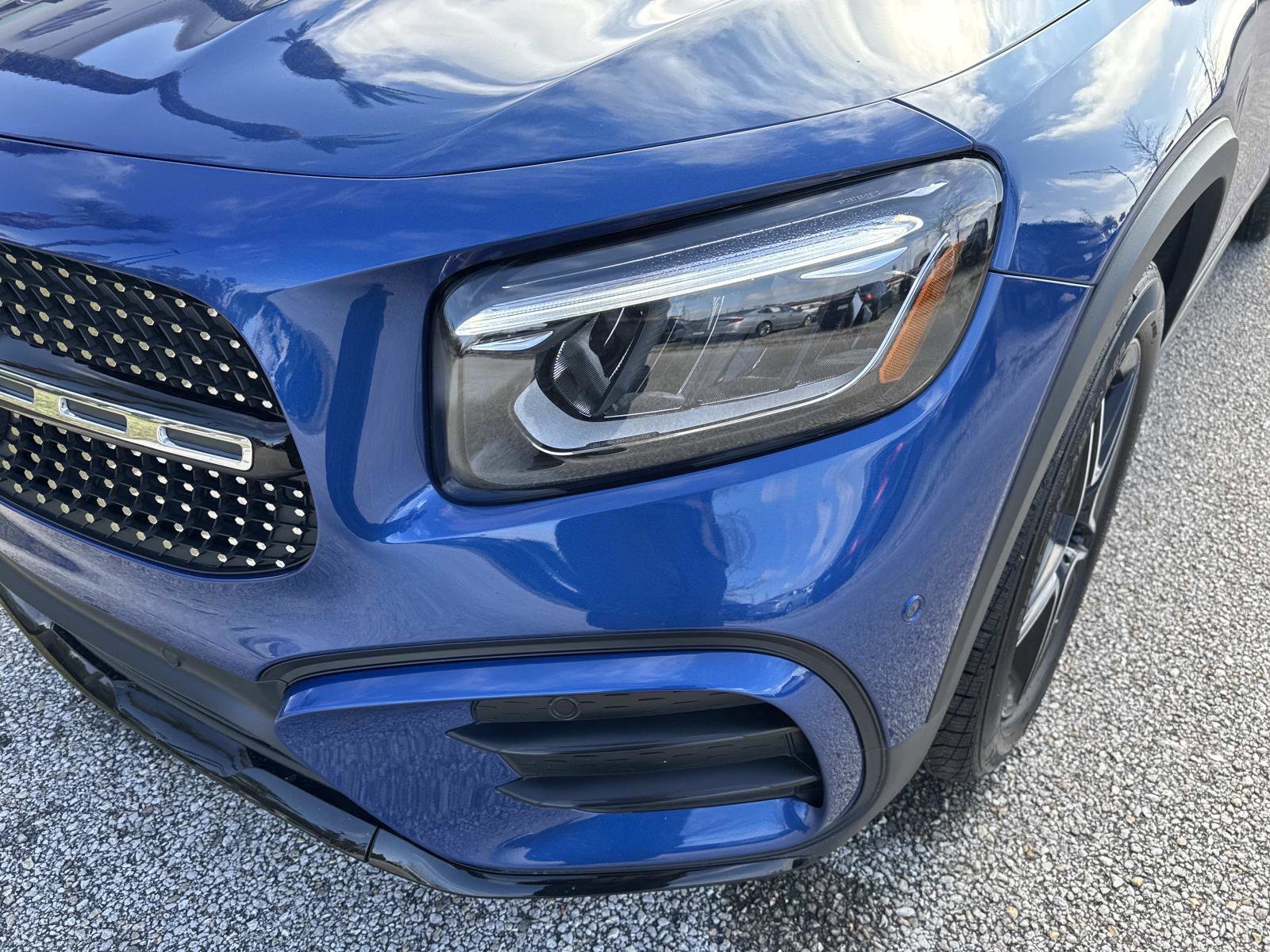 Used 2025 Mercedes-Benz GLB 250 image 9