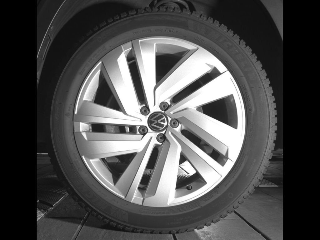 Certified 2021 Volkswagen Atlas SEL AWD/4WD image 12