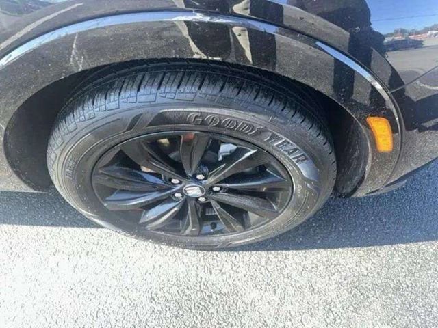 Used 2025 Buick Envista Sport Touring FWD image 19