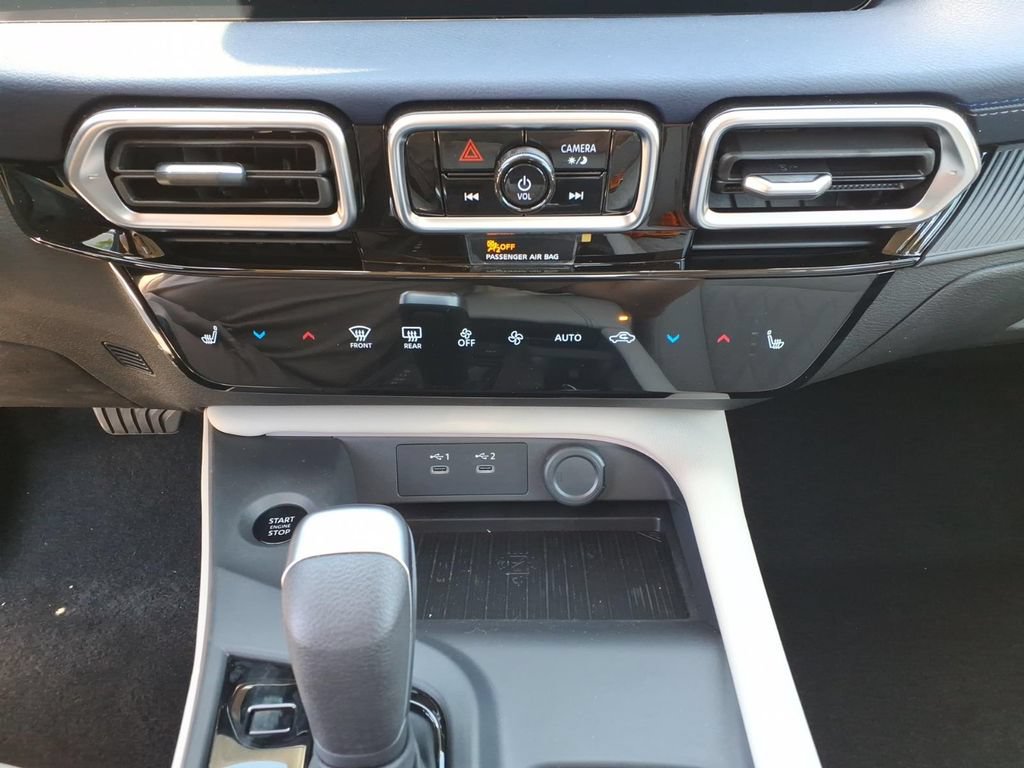 New 2026 Nissan Sentra SL w/ Floor Mat Package FWD image 23