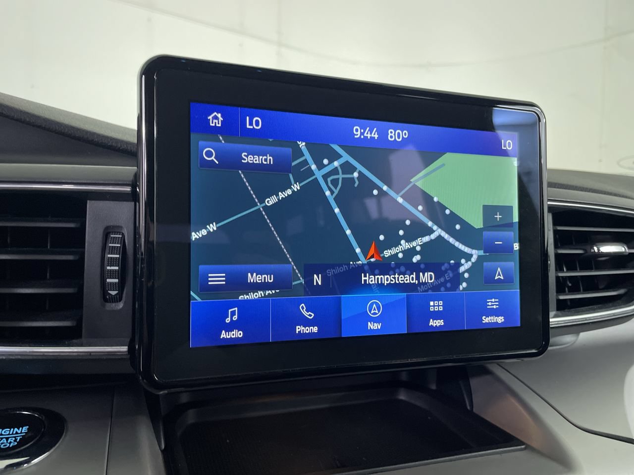 Used 2022 Ford Explorer XLT w/ Equipment Group 202A AWD/4WD image 17