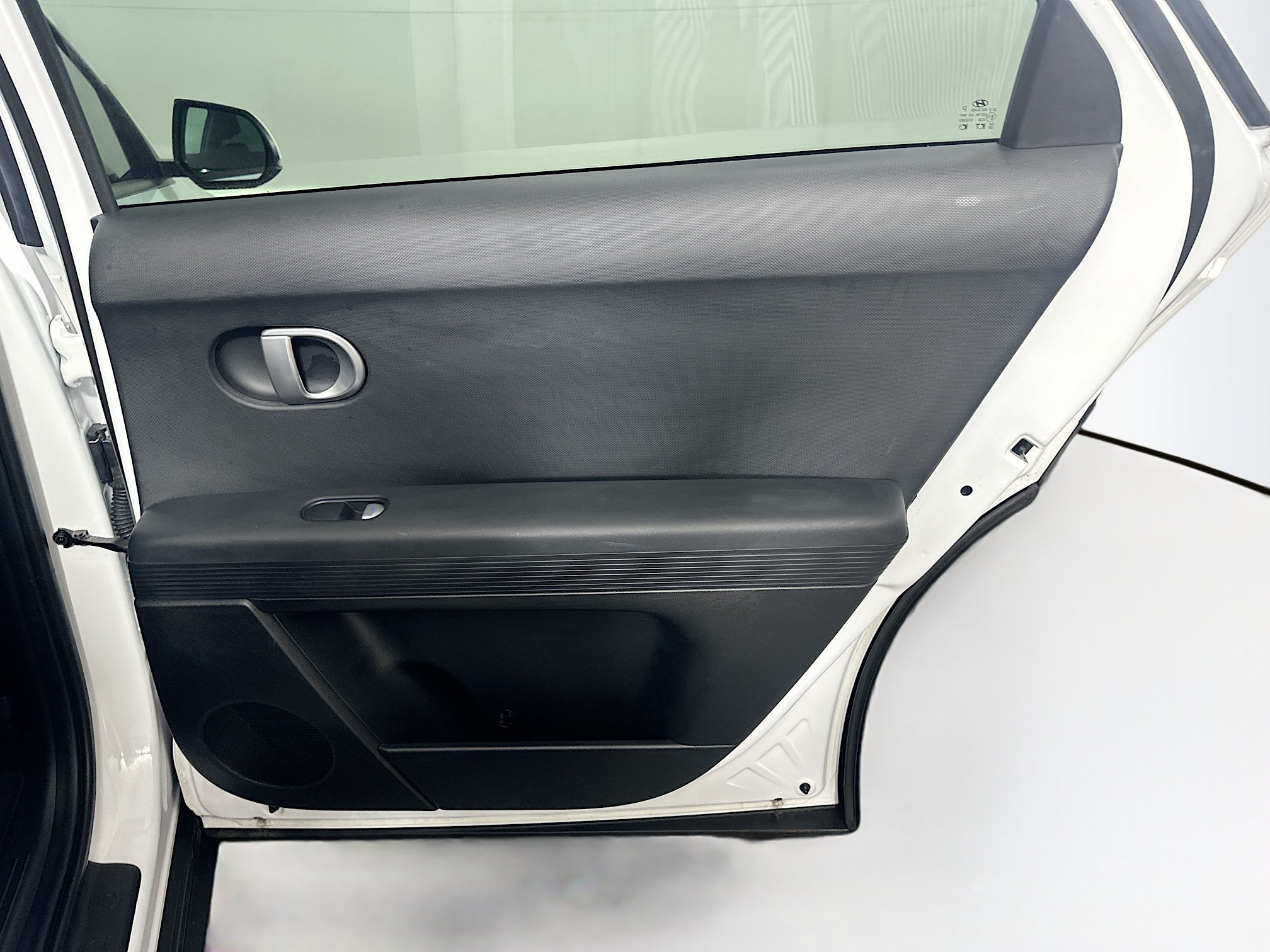 Used 2024 Hyundai Ioniq 5 SEL RWD image 30