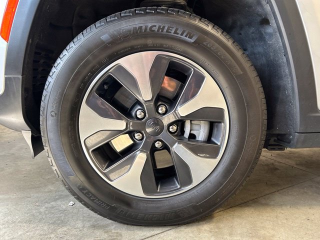 Used 2023 Jeep Grand Cherokee 4WD 4xe image 10