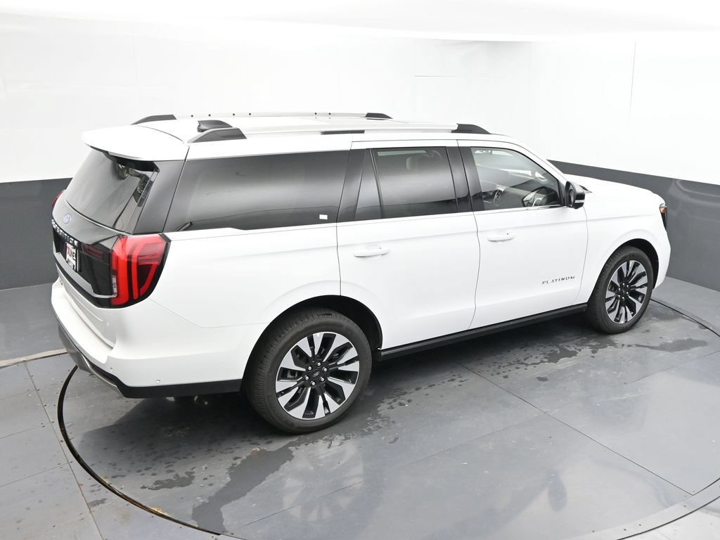 Used 2025 Ford Expedition Platinum w/ Driver's Package AWD/4WD image 21