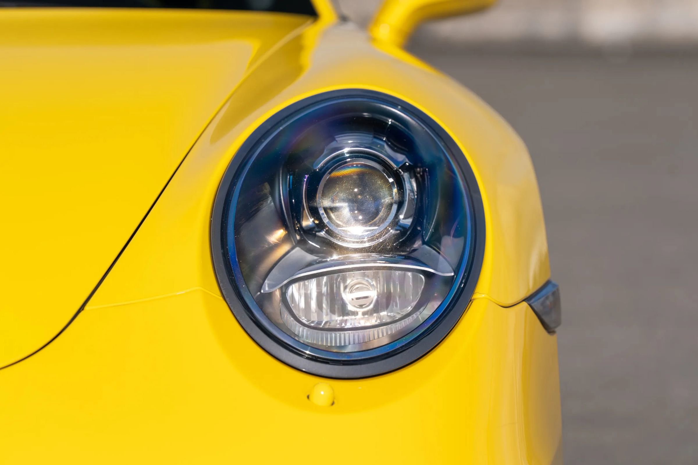 Used 2014 Porsche 911 Carrera 4S image 3