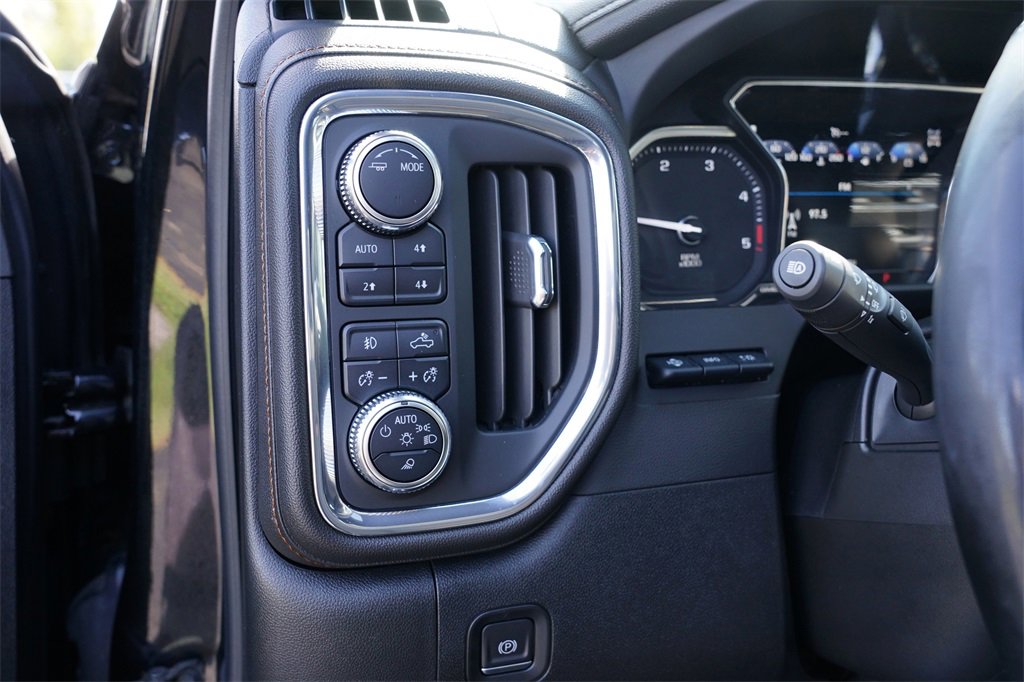 Used 2023 GMC Sierra 2500 AT4 w/ AT4 Premium Plus Package image 14