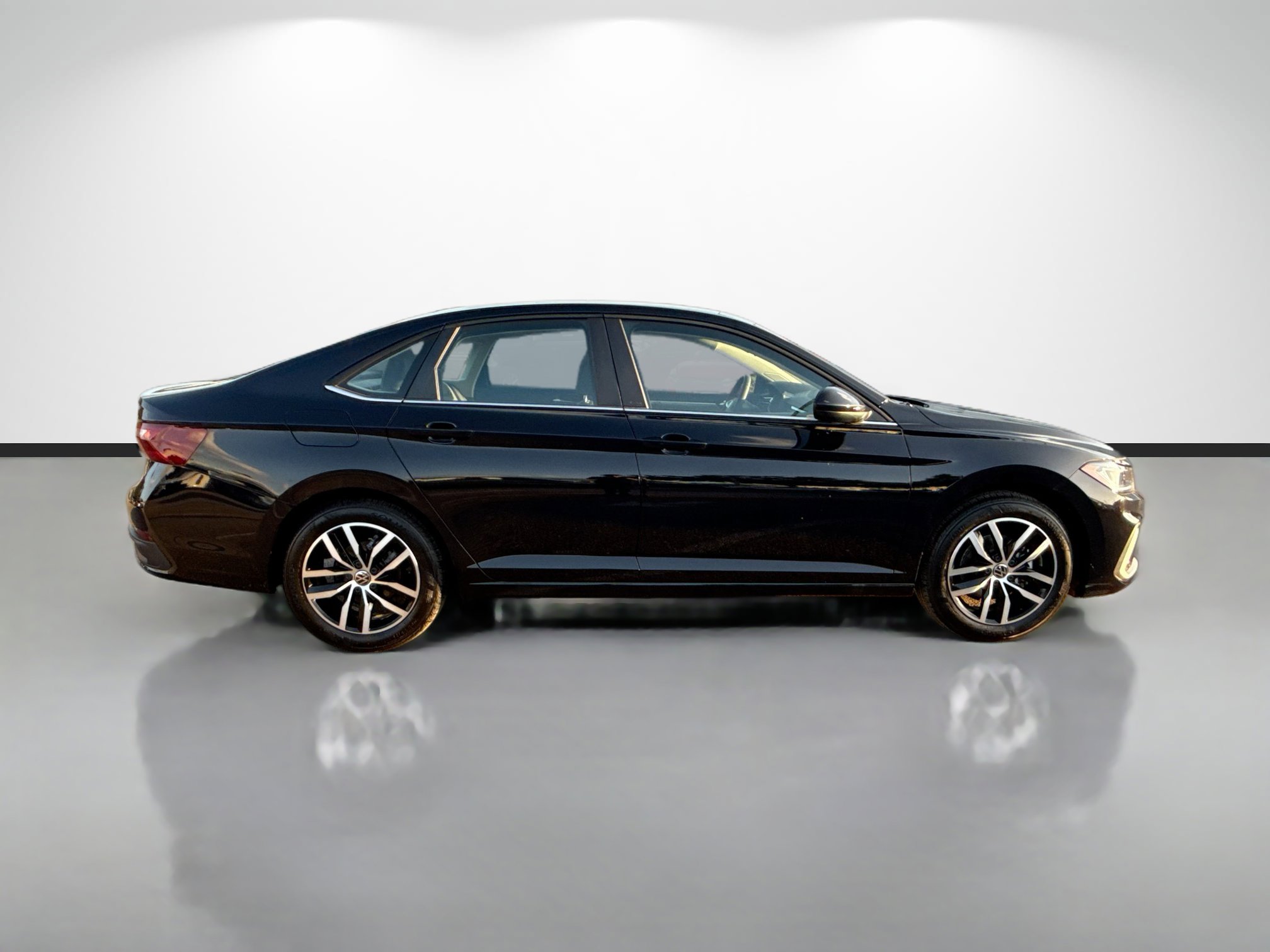 New 2026 Volkswagen Jetta SE image 2