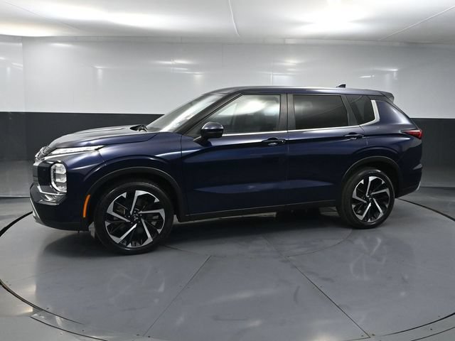 Used 2024 Mitsubishi Outlander SE AWD/4WD image 7