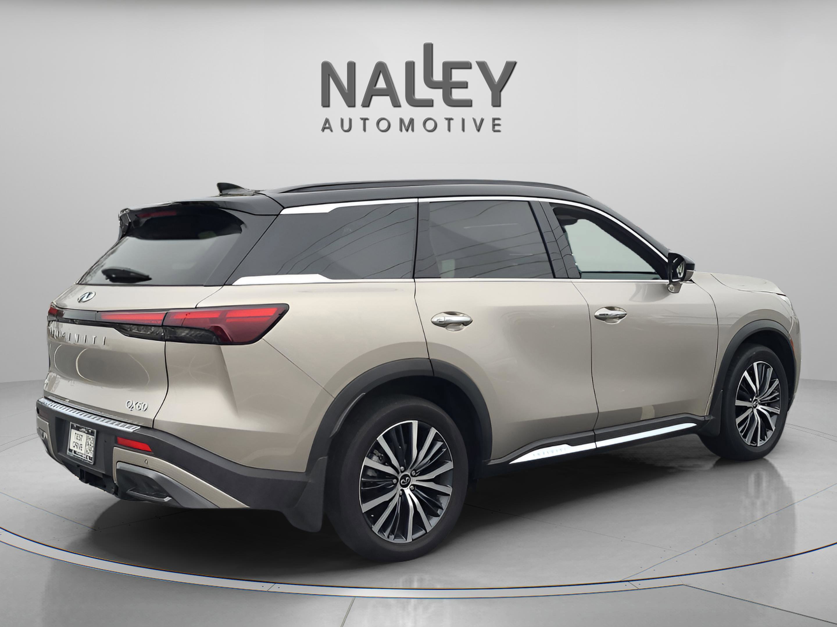 Used 2024 INFINITI QX60 Autograph w/ Cargo Package image 5