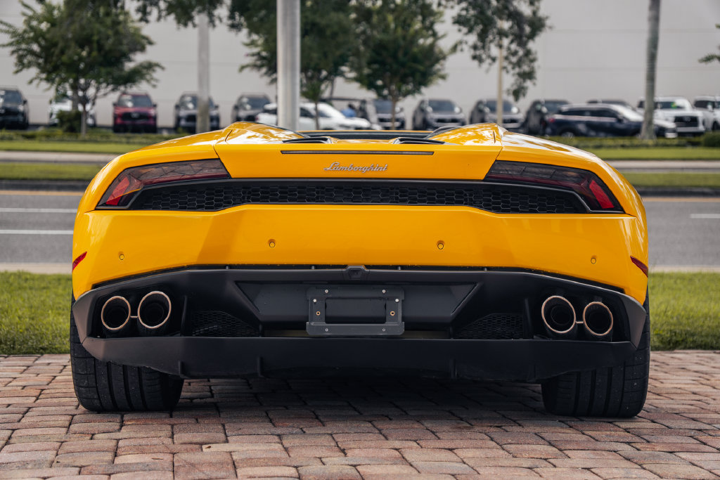 Used 2016 Lamborghini Huracan LP 610-4 AWD/4WD image 5