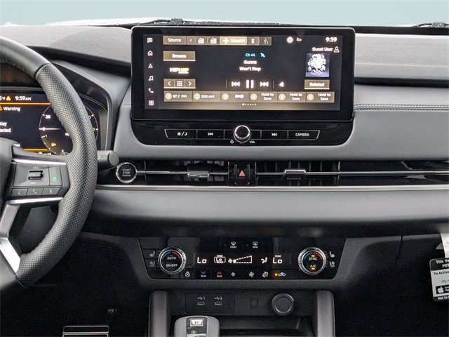 New 2025 Mitsubishi Outlander SEL image 17