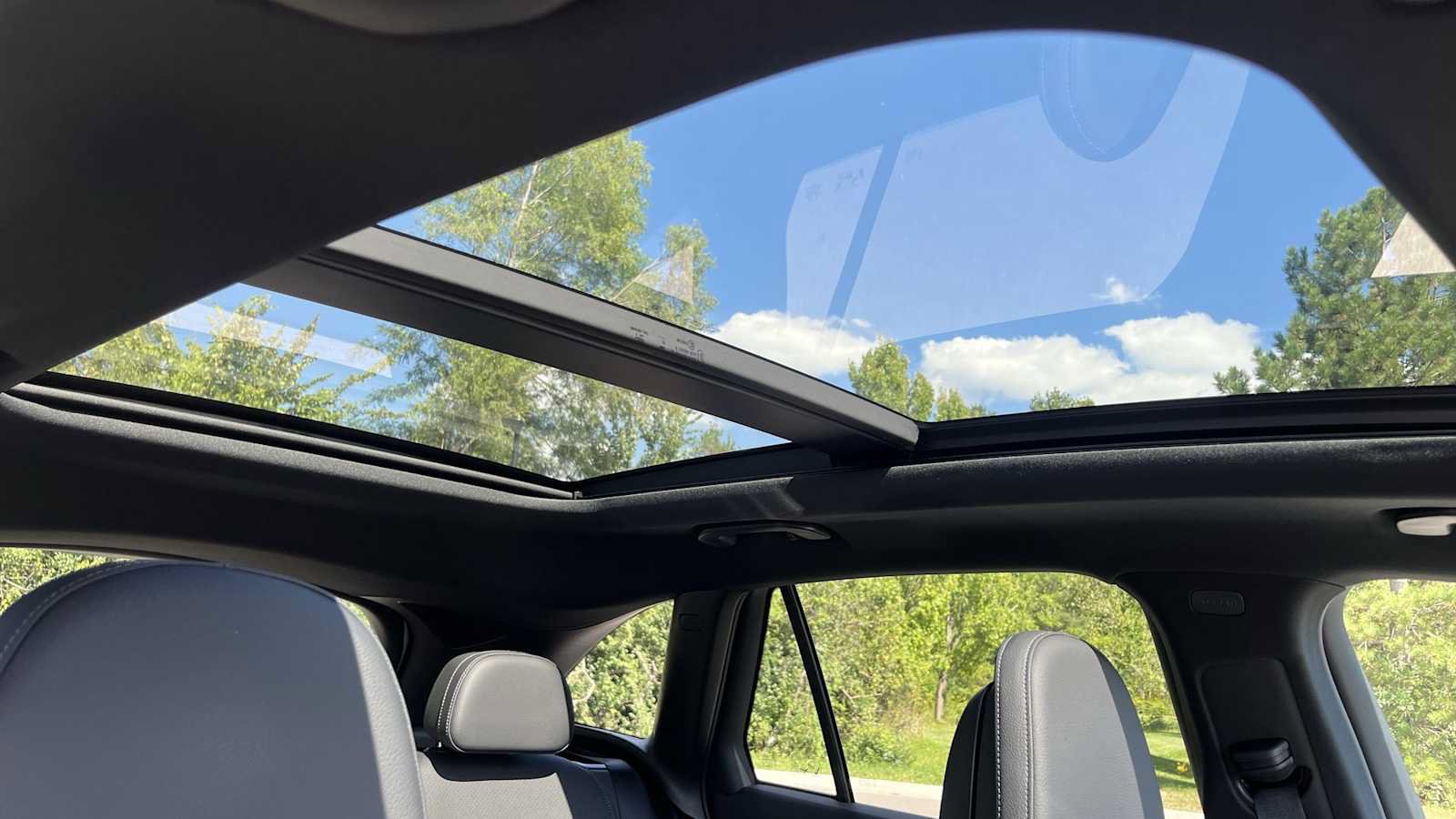 New 2026 Mercedes-Benz GLC 300 4MATIC image 32