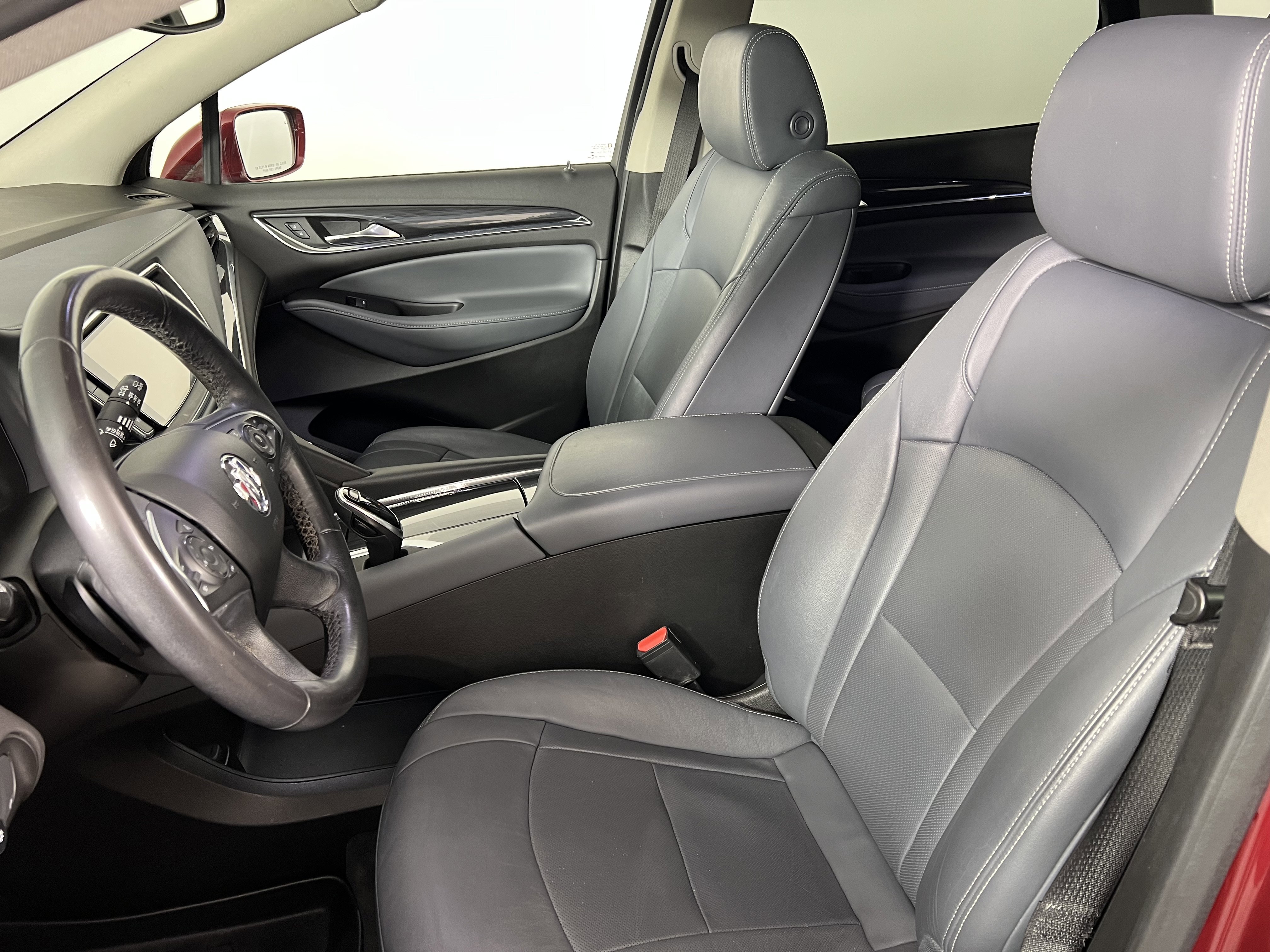 Used 2020 Buick Enclave Essence w/ Sport Touring Edition image 16