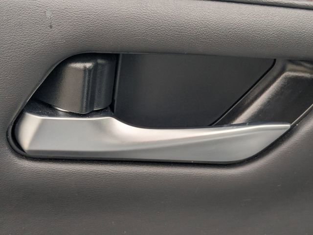 Used 2025 Nissan Sentra SR FWD image 13