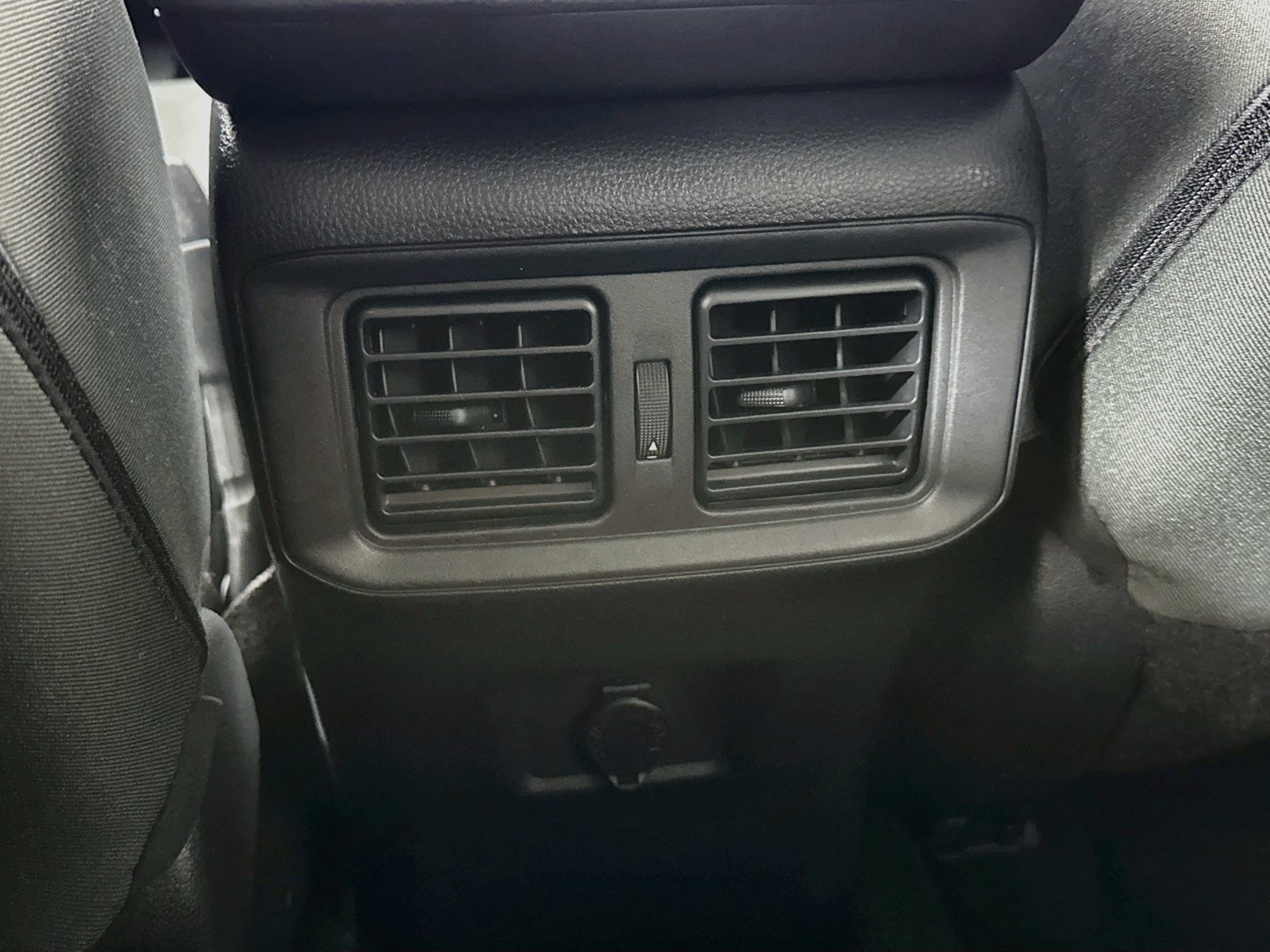 Certified 2025 Toyota RAV4 LE AWD/4WD image 22