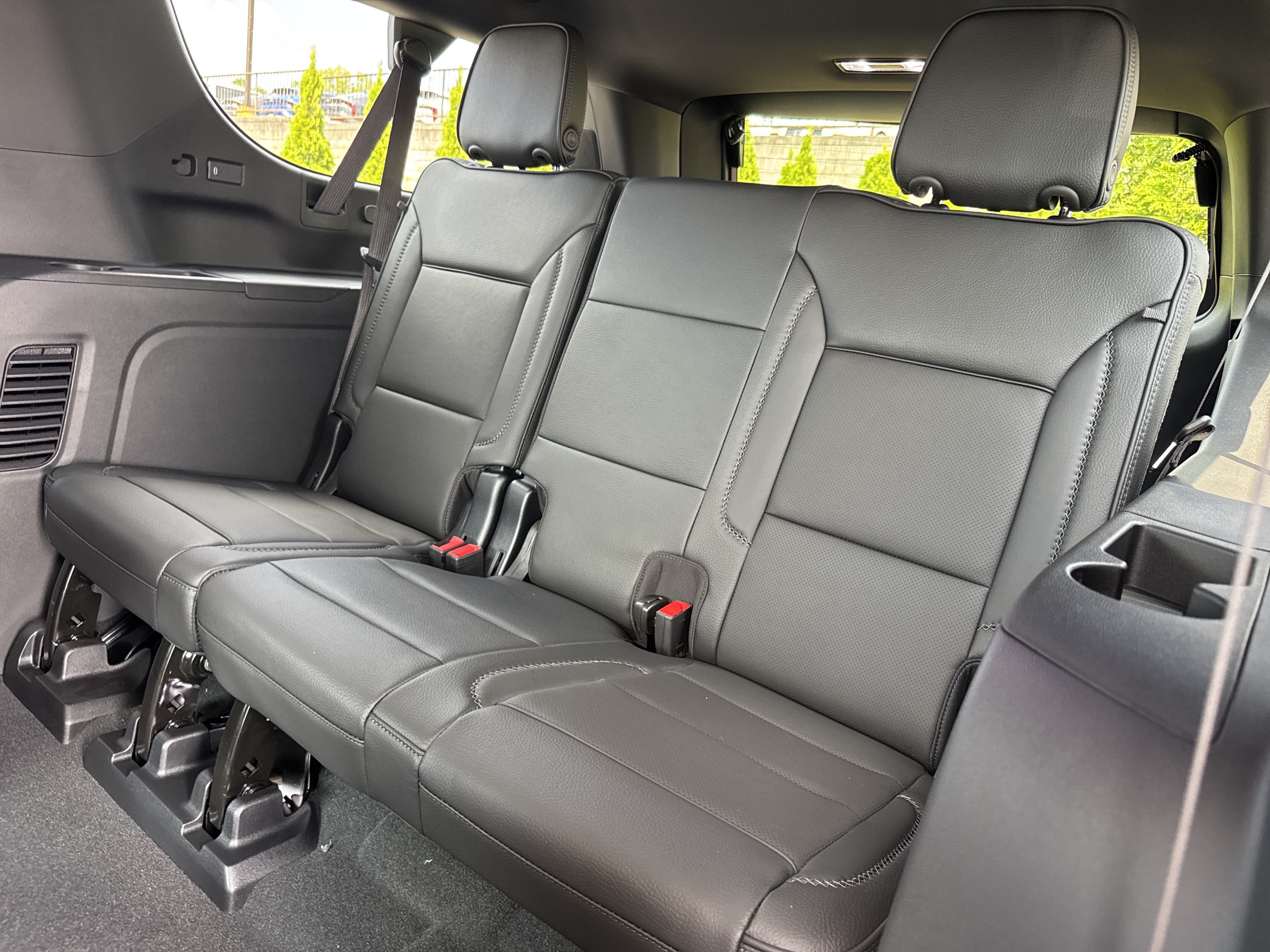 New 2026 GMC Yukon XL Denali w/ Denali Reserve Package AWD/4WD image 33