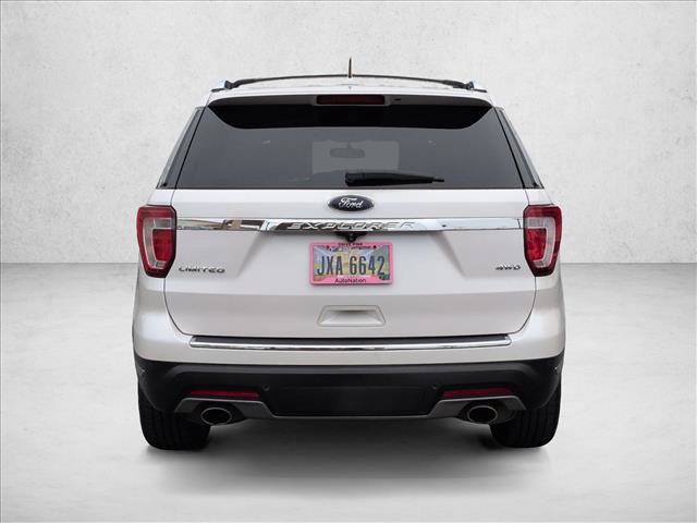 Used 2018 Ford Explorer Limited image 7