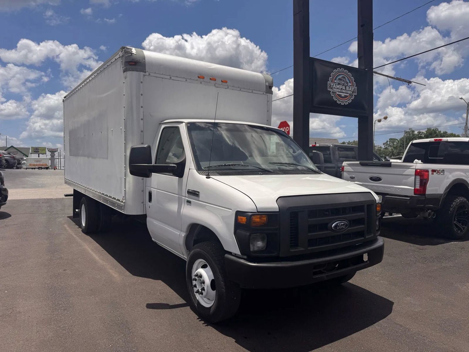 Used 2014 Ford E-350 and Econoline 350 Super Duty RWD image 1