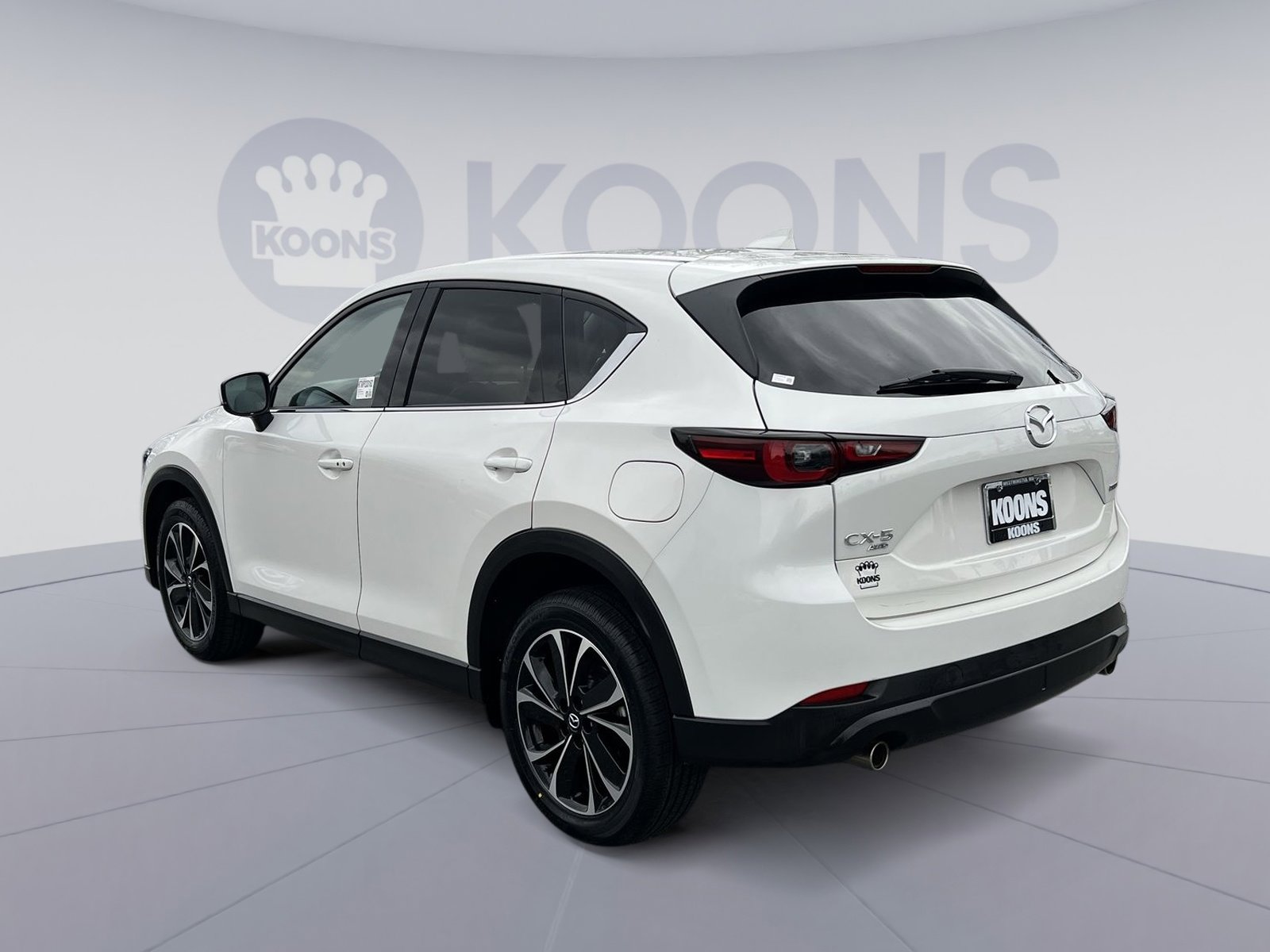 Used 2023 MAZDA CX-5 AWD 2.5 S w/ Premium Plus Pkg image 4