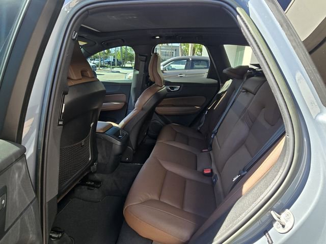 Certified 2023 Volvo XC60 B5 Plus FWD image 15