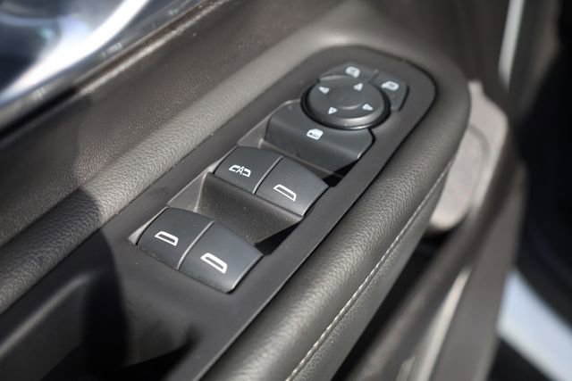 Used 2024 GMC Terrain SLE image 15