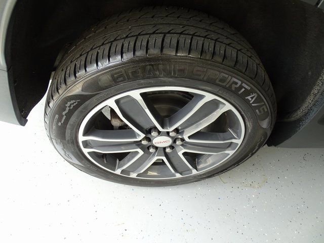Used 2020 GMC Acadia SLT image 31