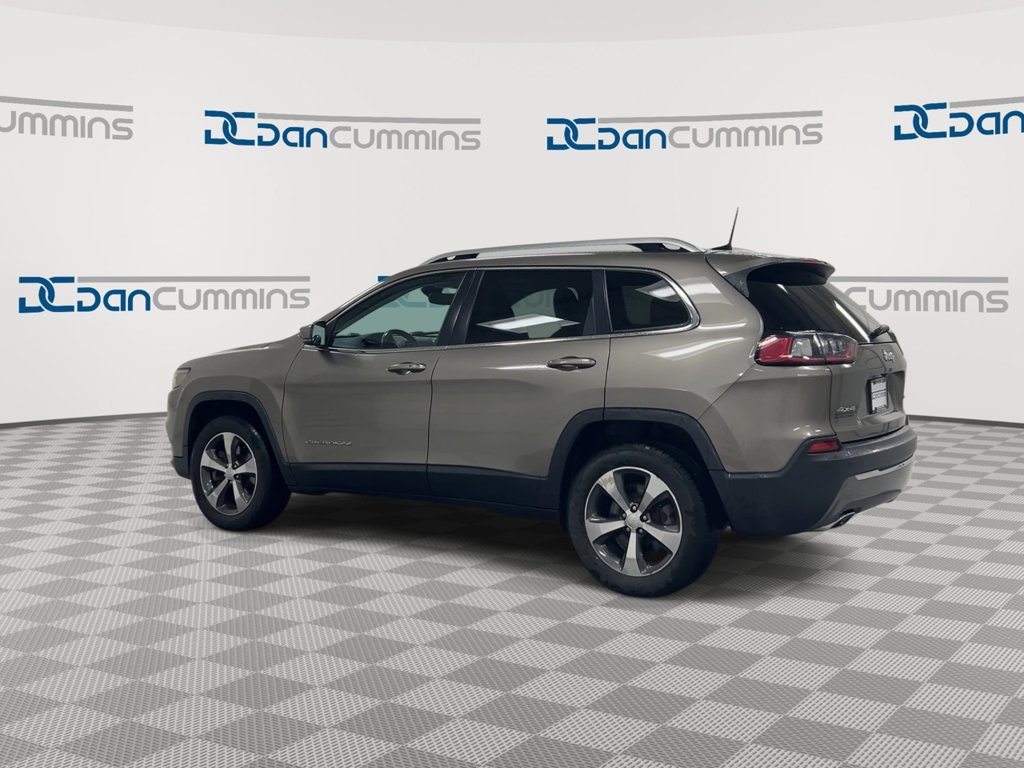 Used 2019 Jeep Cherokee Limited AWD/4WD image 6