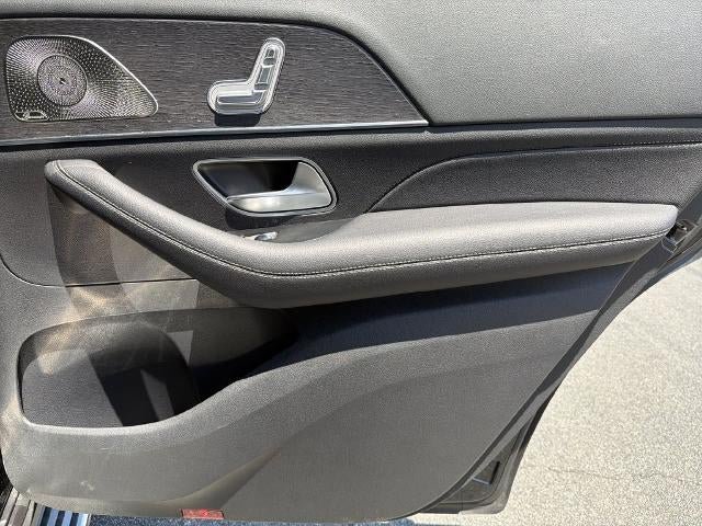 Used 2022 Mercedes-Benz GLS 450 4MATIC image 16