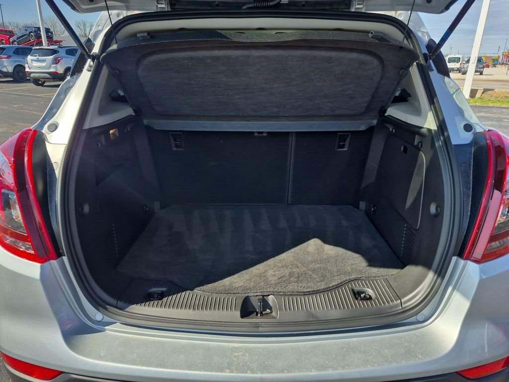 Certified 2022 Buick Encore Preferred w/ Safety Package image 27