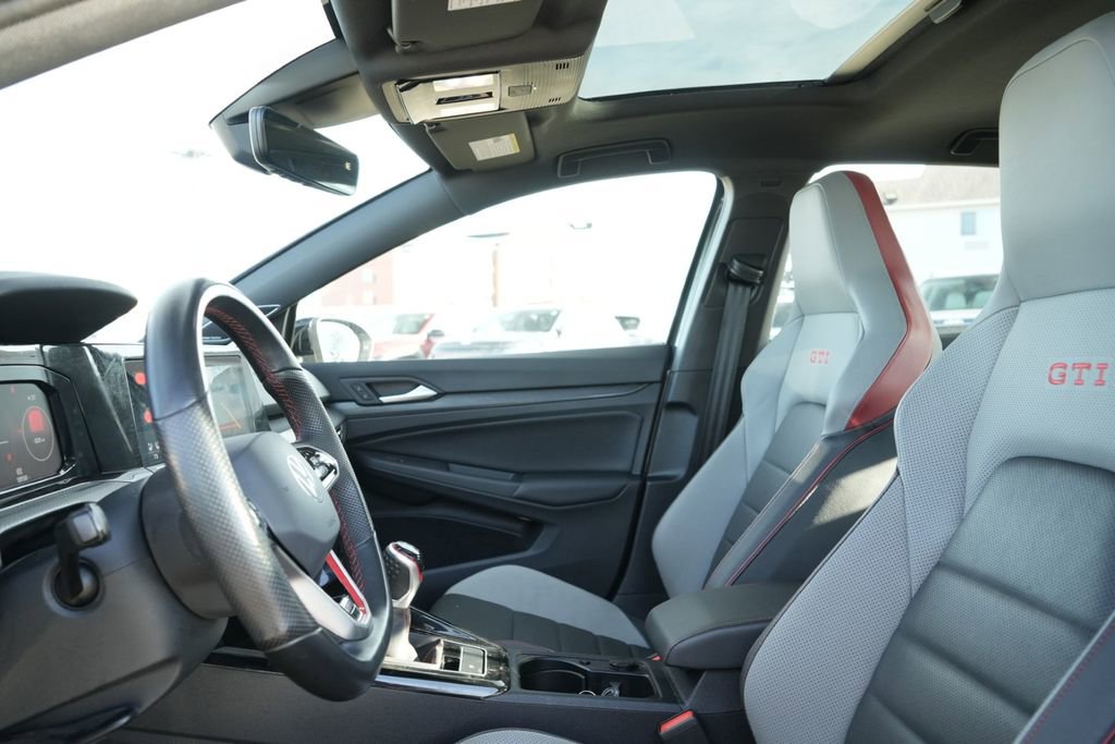 Used 2024 Volkswagen GTI SE w/ SE Leather Seats Package image 26
