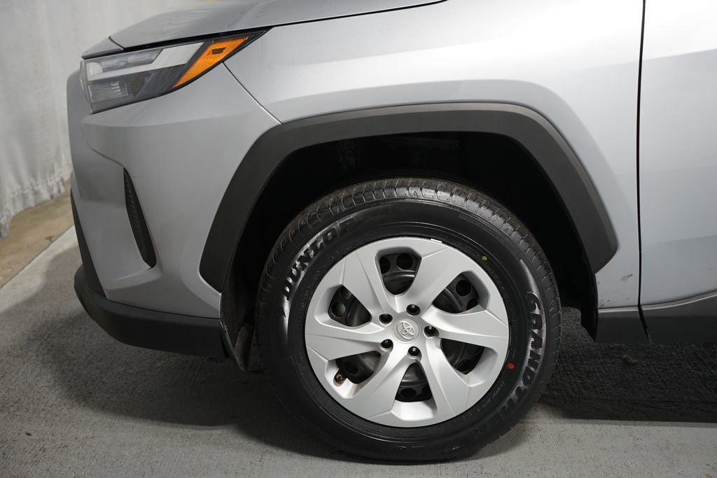 Certified 2025 Toyota RAV4 LE image 5